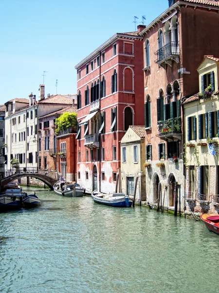 Nagy csatorna Velencében, Olaszország — Stock Fotó