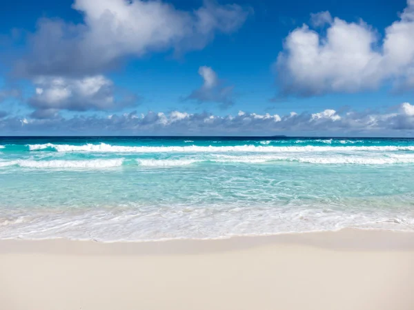Playa soleada —  Fotos de Stock