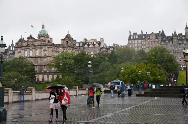 Unbekannte Bewohner in Edinburgh — Stockfoto