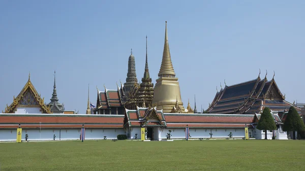 Wat phra Kaew w Bangkoku - Rozciągacza Szmaragdowej Buddy — Zdjęcie stockowe