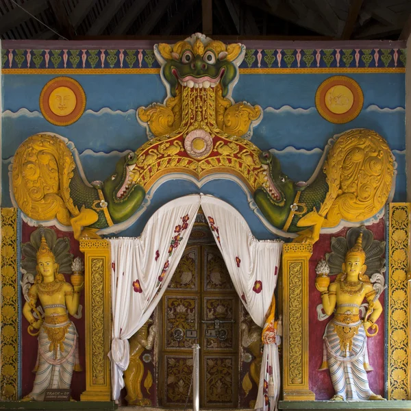 Interieur van Heilige tand relikwie tempel — Stockfoto