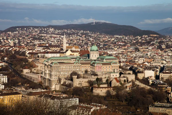 Veduta di Budapest sulla collina di Gellert — Foto Stock