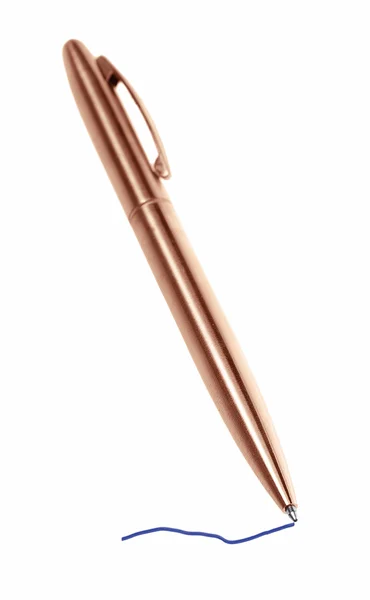 Zlatý klasické pero izolovaných čárou — Stock fotografie