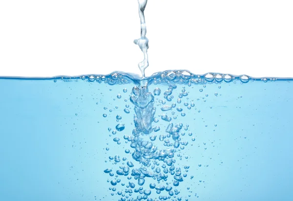 Agua que fluye con burbujas — Foto de Stock