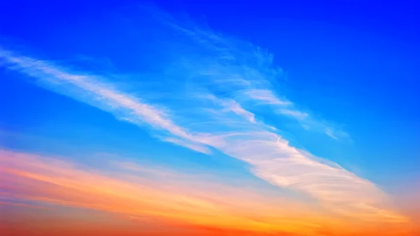 Velmi krásná obloha při západu slunce — Stock fotografie