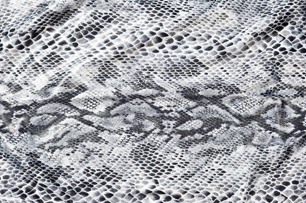 Snake skin textile as textire