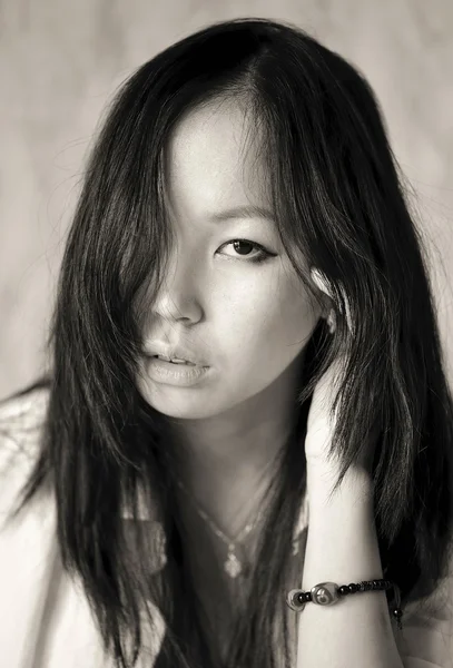 Retrato de menina asiática de perto — Fotografia de Stock
