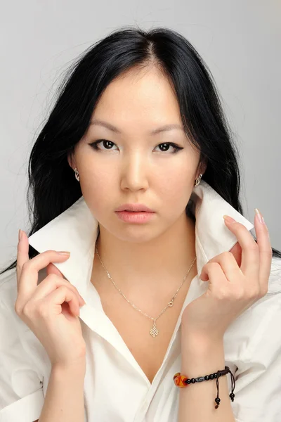 Asiatisk tjej närbild porträtt — Stockfoto