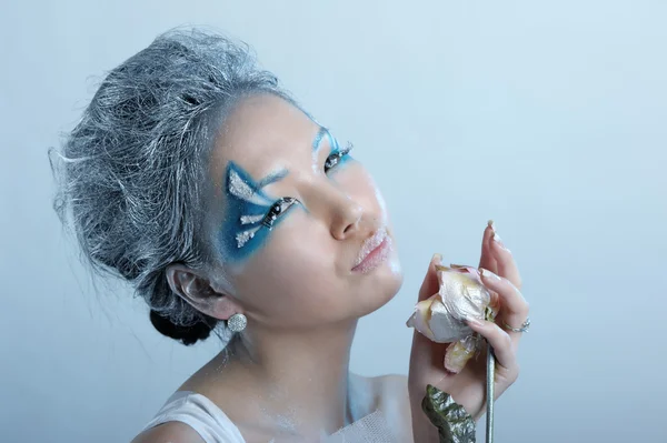 Porträt einer Frau mit Make-up — Stockfoto