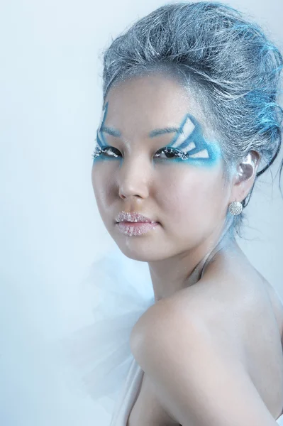 Retrato de mulher com maquiagem — Fotografia de Stock
