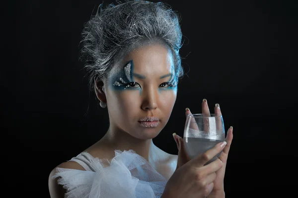 Retrato de mulher com maquiagem — Fotografia de Stock