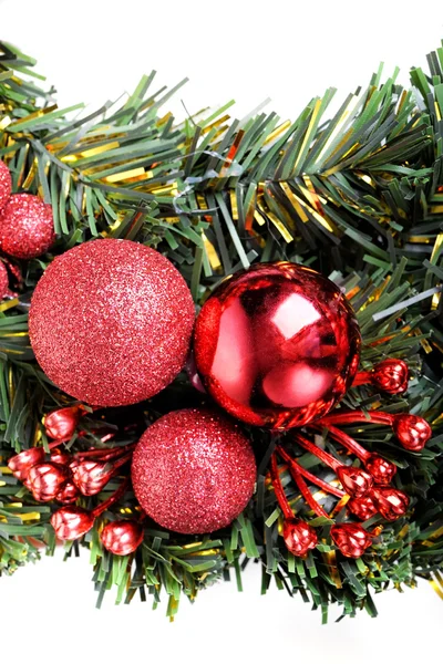 Bola de Natal em abeto — Fotografia de Stock
