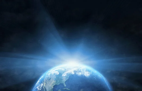 Dünya gezegen gündoğumu ile — Stok fotoğraf