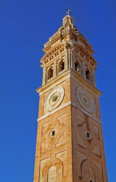 Каменная башня — стоковое фото