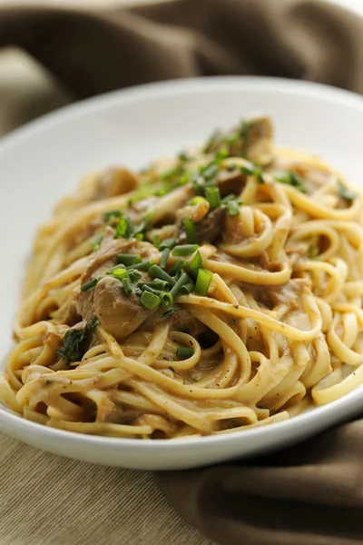 Duck meat pasta — Stock Photo, Image