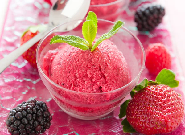 Fresh sorbet ice cream — Stock Photo, Image