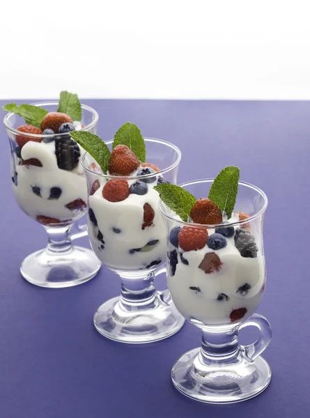 Three yogurt fruit — Stock Photo, Image
