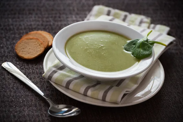 Soupe d'épinards végétarienne — Photo