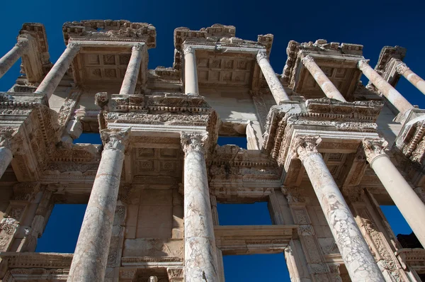 Библиотека Цельса в Эфесе — стоковое фото