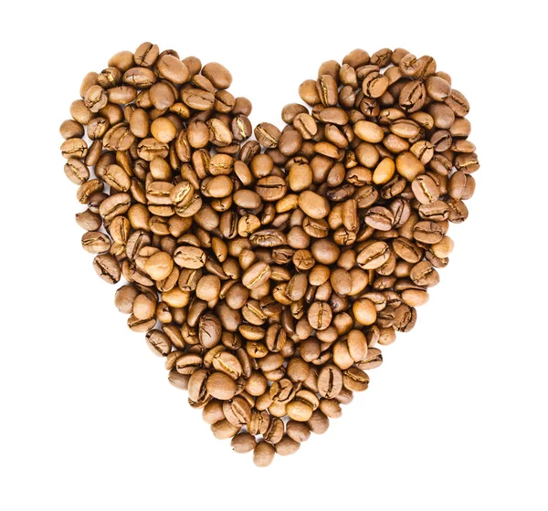 Corazón de granos de café aislado sobre fondo blanco — Foto de Stock