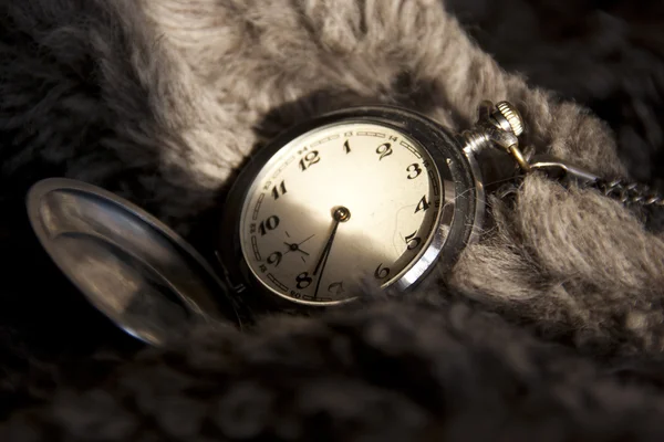 Reloj de bolsillo antiguo . —  Fotos de Stock