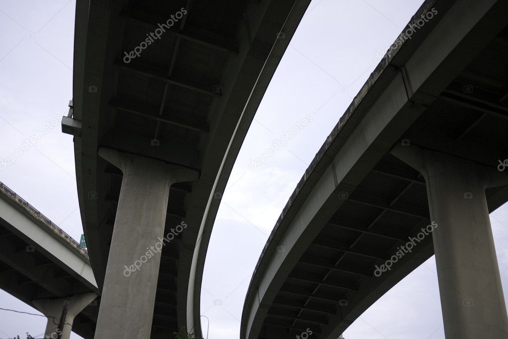 Interstate highway overpass