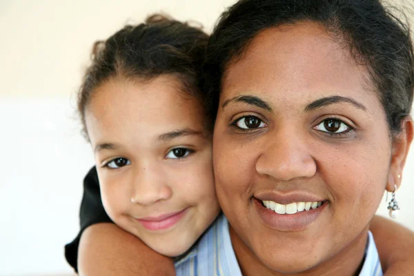 Woman and Daughter — Stock Photo, Image