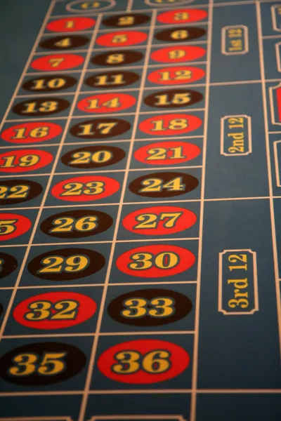 Таблица рулетки казино — стоковое фото