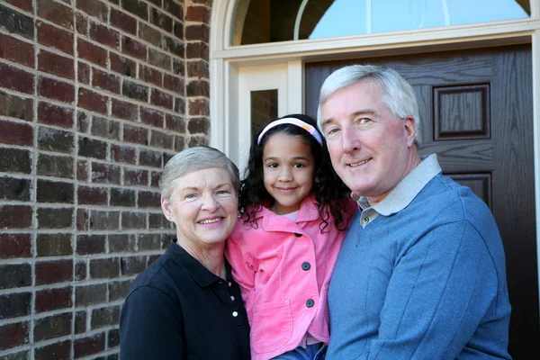 Grandparents with Grandaughter — Stock Photo, Image