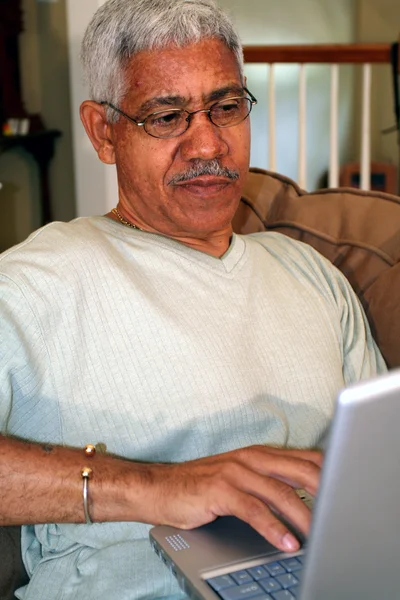 Senior On Computer — Stock Photo, Image
