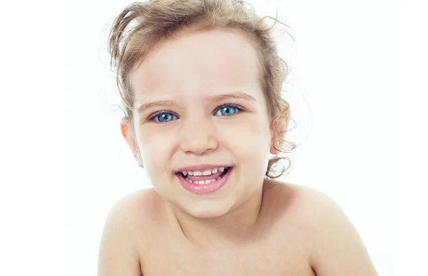 Portrait d'une petite fille heureuse — Photo