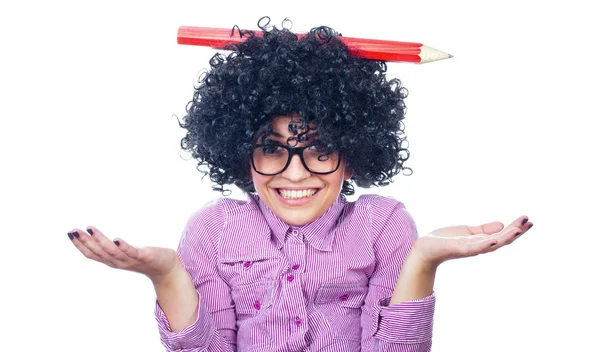 Lustige Schulmädchen mit einem großen Stift — Stockfoto