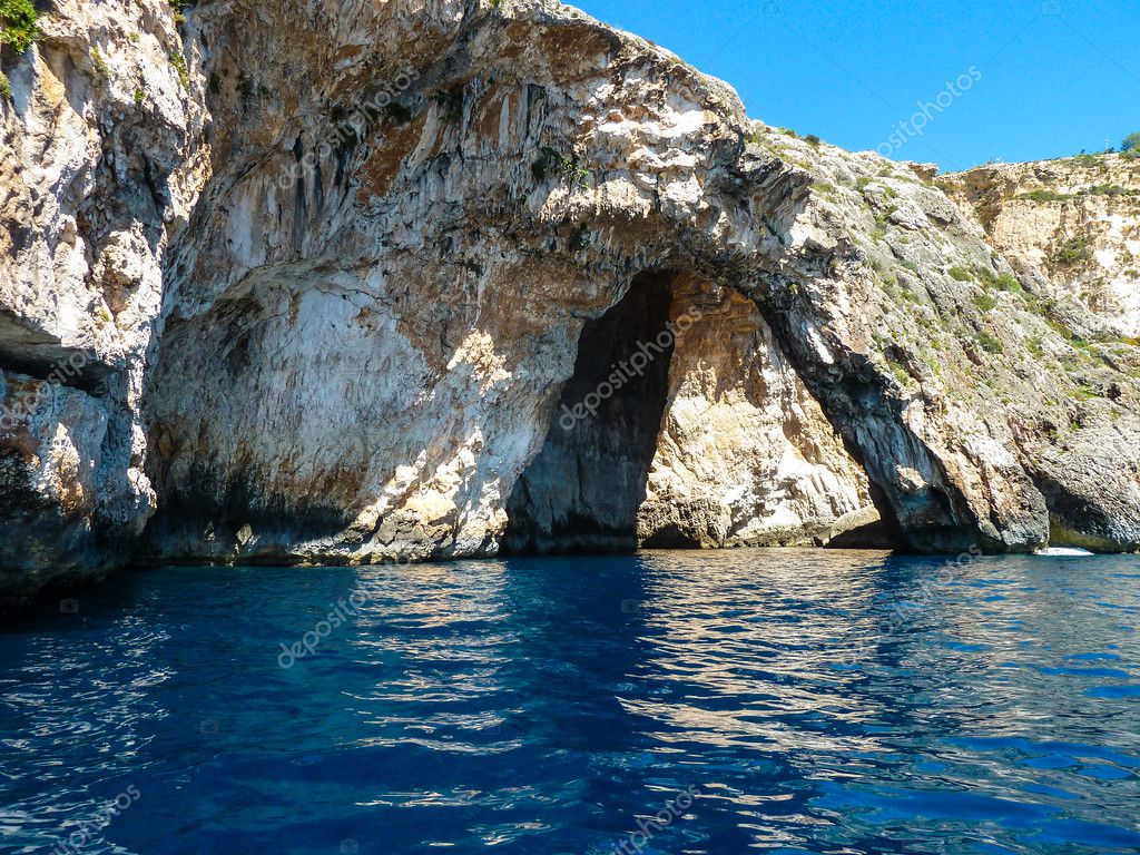 Blaue Grotte In Malta Stock Photo C Waupee