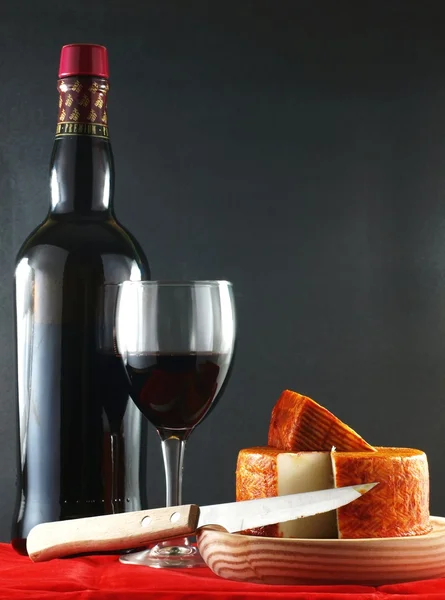 Červený pepř a sýr — Stock fotografie