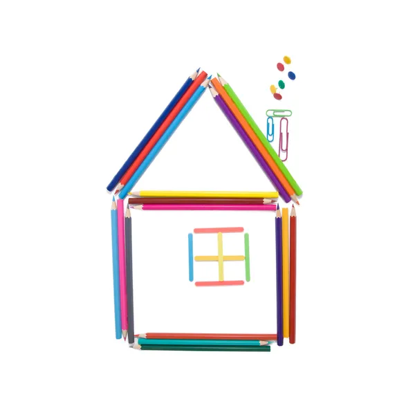 Casa feita de lápis coloridos — Fotografia de Stock