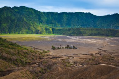 Pura luhur poten Tapınağı. Mount bromo yanardağ, Doğu java, indones