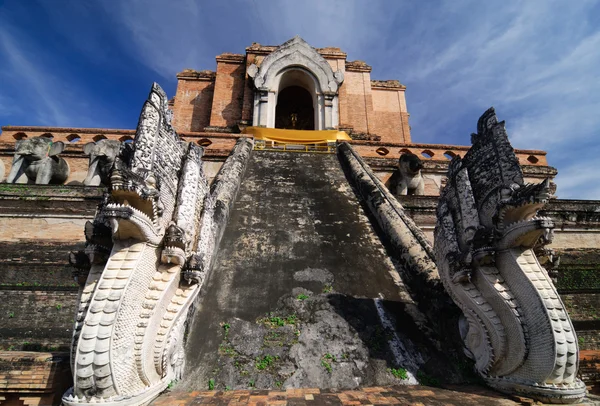 Wat chedi luang, starej świątyni w chiangmai, Tajlandia — Zdjęcie stockowe