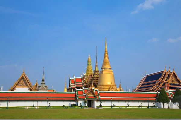 Wat phra kaew, gran palacio, Bangkok, Tailandia —  Fotos de Stock