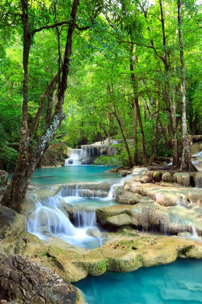 Erawan vodopád, Kanchanaburi, Thajsko — Stock fotografie