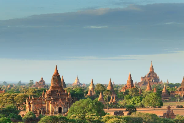 The Temple of bagan at sunrise, Bagan, Myanmar — стоковое фото