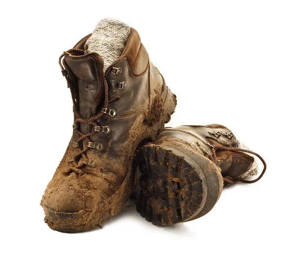 泥だらけのトレッキング ブーツ — ストック写真