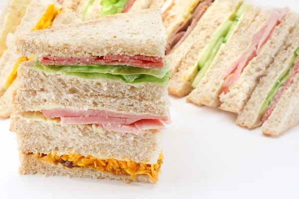 Skivad bröd sandwich tallrik — Stockfoto