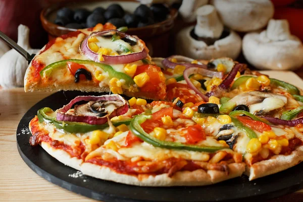 Pizza végétalienne — Photo