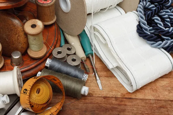 Швейные инструменты — стоковое фото