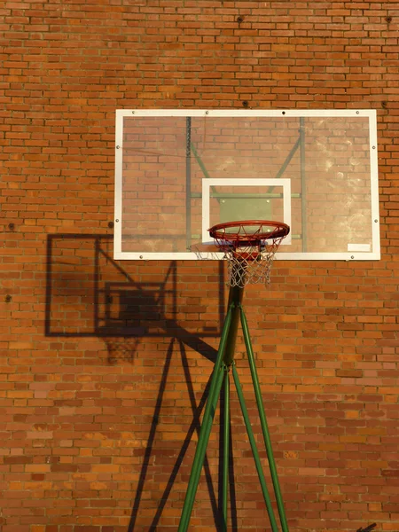 篮球篮板和箍 — 图库照片