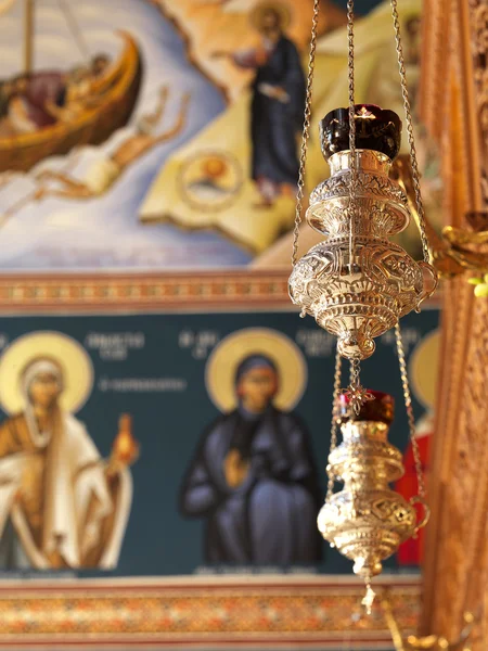 Velas em uma igreja ortodoxa — Fotografia de Stock