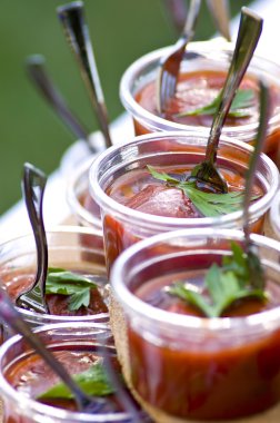 Gazpacho (soğuk domates çorbası)