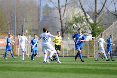 kız futbol oyunu