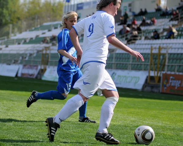 Ποδόσφαιρο κορίτσι παιχνίδι — Φωτογραφία Αρχείου