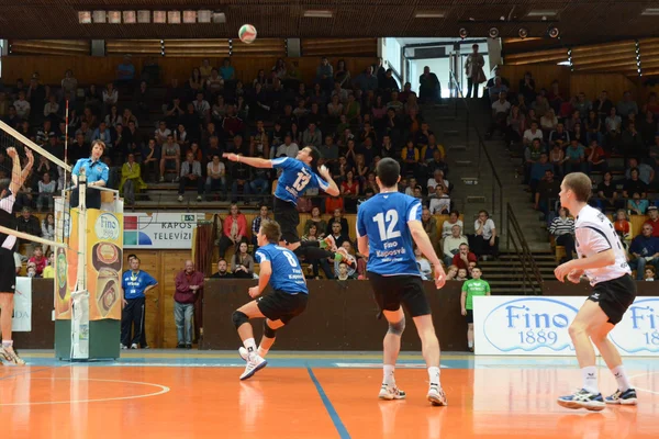 Jönköpings Södra - Kecskemét Volleyboll spel — Stockfoto